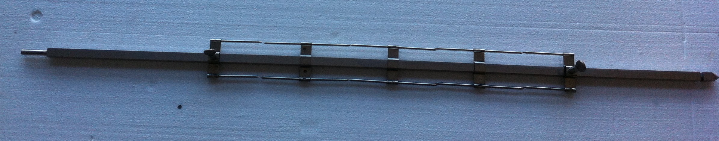 Broche complète MCM avec pics